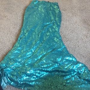 Maxi Sequin skirt